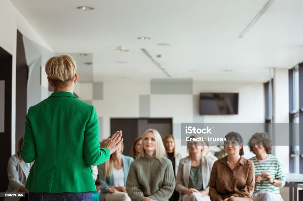 Lehre und Fortbildung - Titelbild